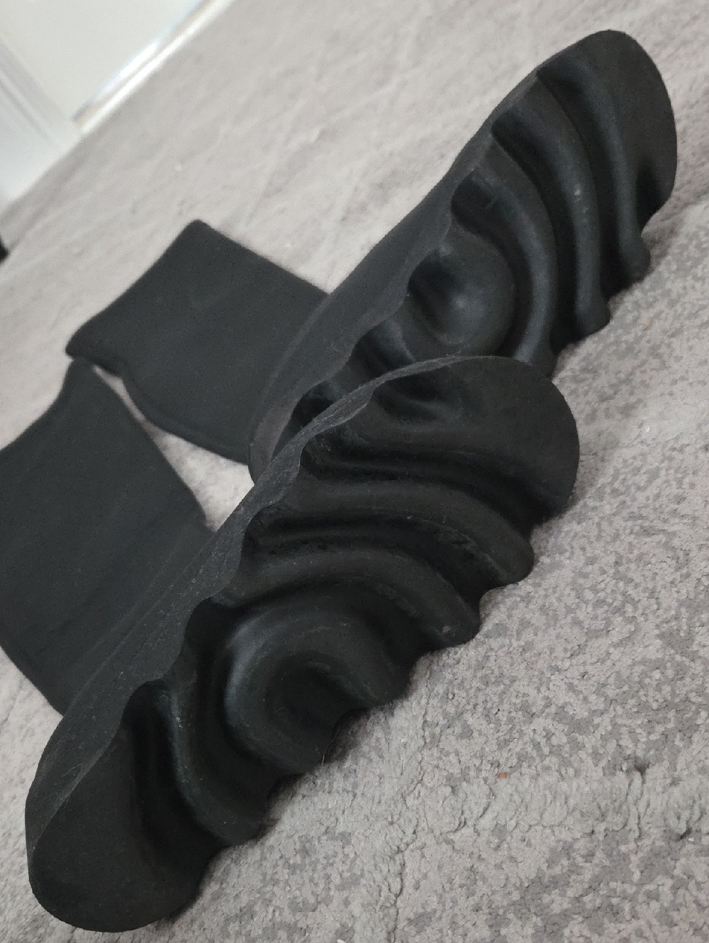 Issey Miyake × UN Bounce over the knee boots Size 37 (US 7) Black 1.5" platform - Picture 7 of 9